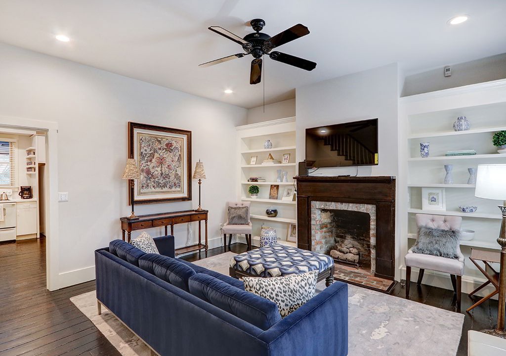 Photo of Livingroom in Beach Institute