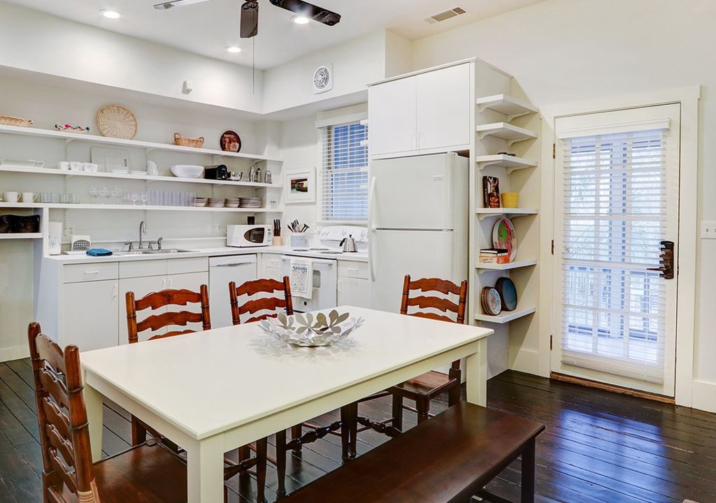 Photo of Kitchen in Beach Institute