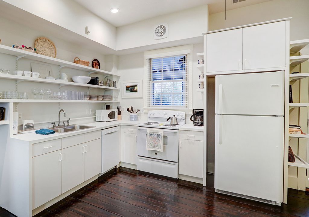 Photo of Kitchen in Beach Institute