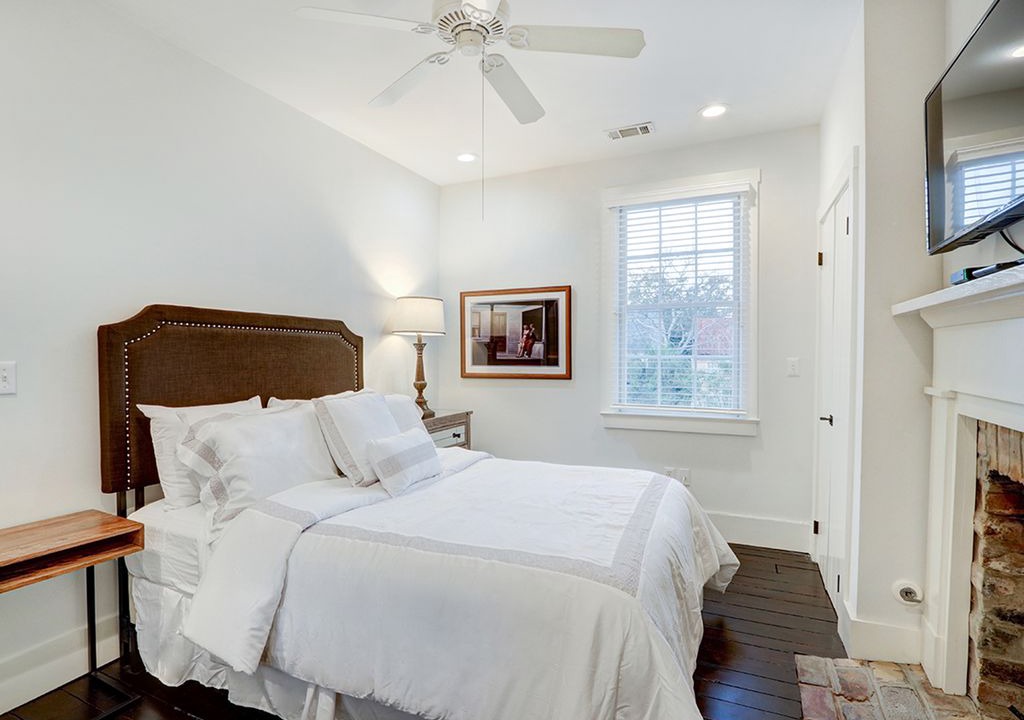 Photo of Bedroom in Beach Institute