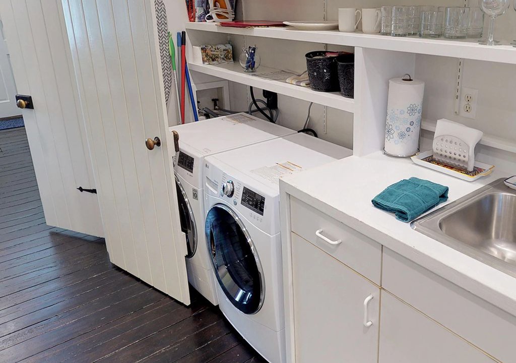 Photo of Kitchen in Beach Institute