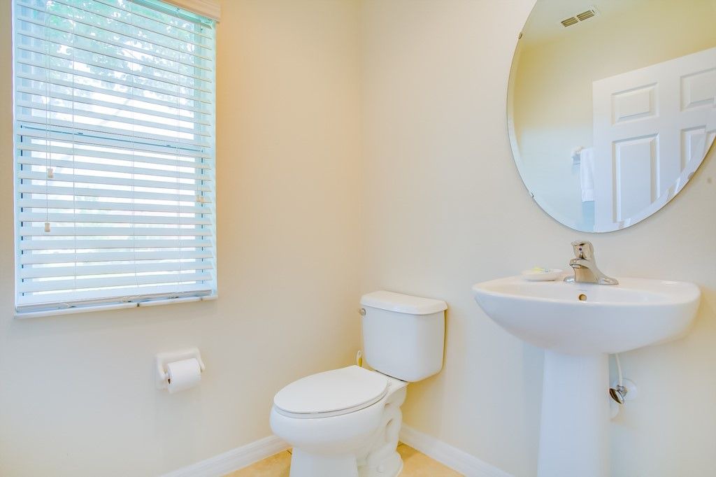 Photo of Bathroom in Sunset Lakes