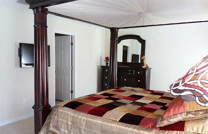Photo of Bedroom in Veranda Palms