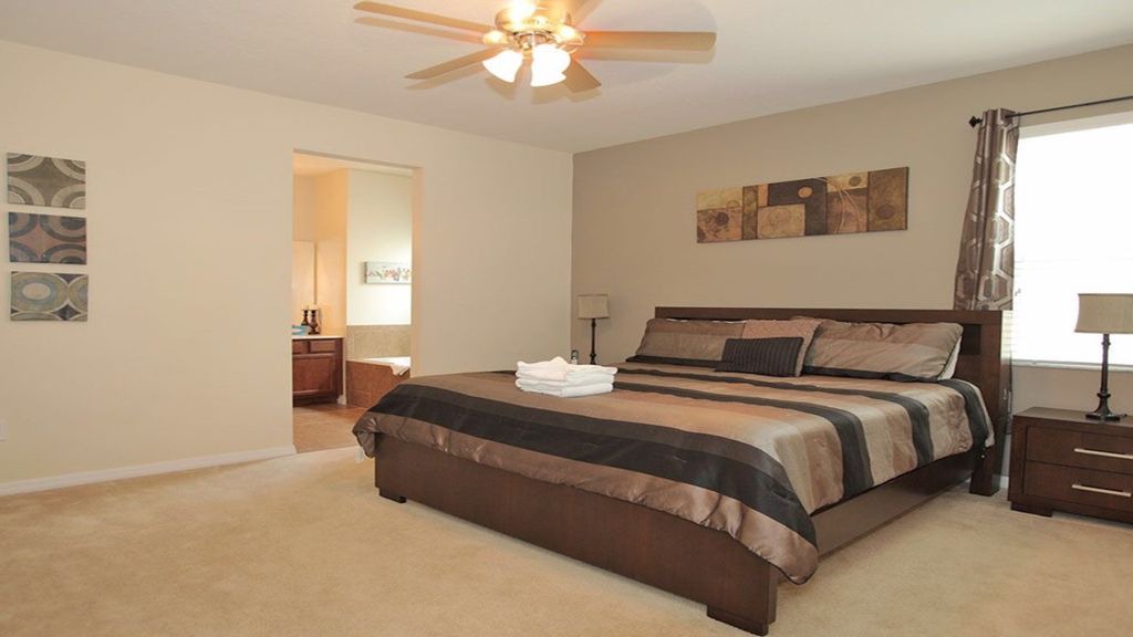 Photo of Bedroom in Veranda Palms