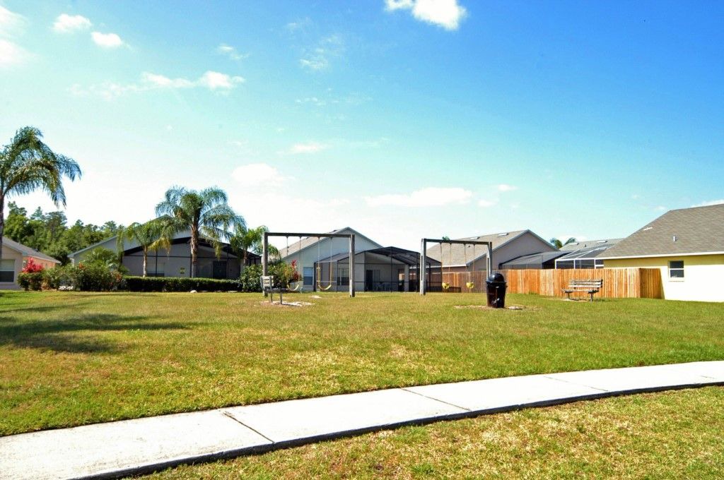 Photo of Buildings in Eagle Pointe South