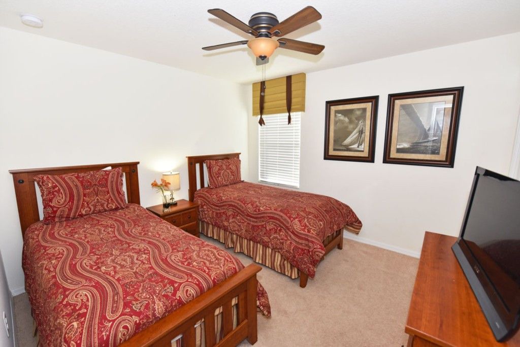 Photo of Bedroom in Veranda Palms