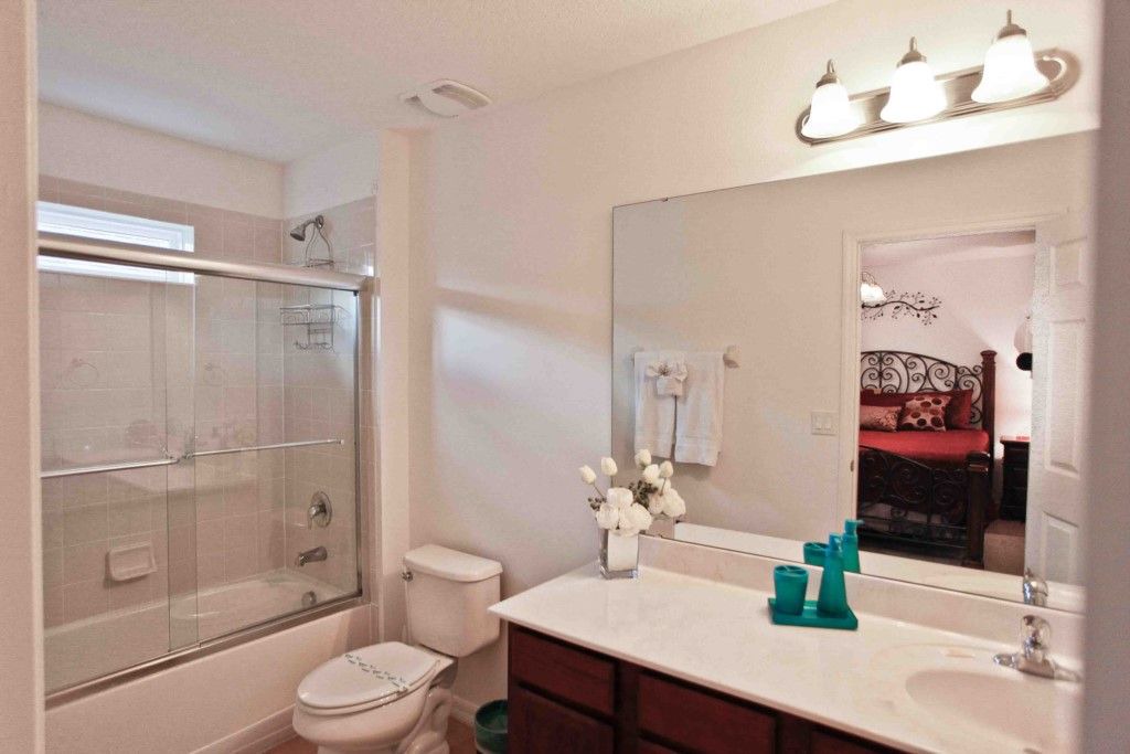 Photo of Bathroom in Veranda Palms