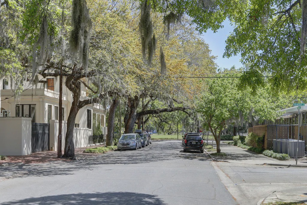 Photo of Others in Savannah Victorian District