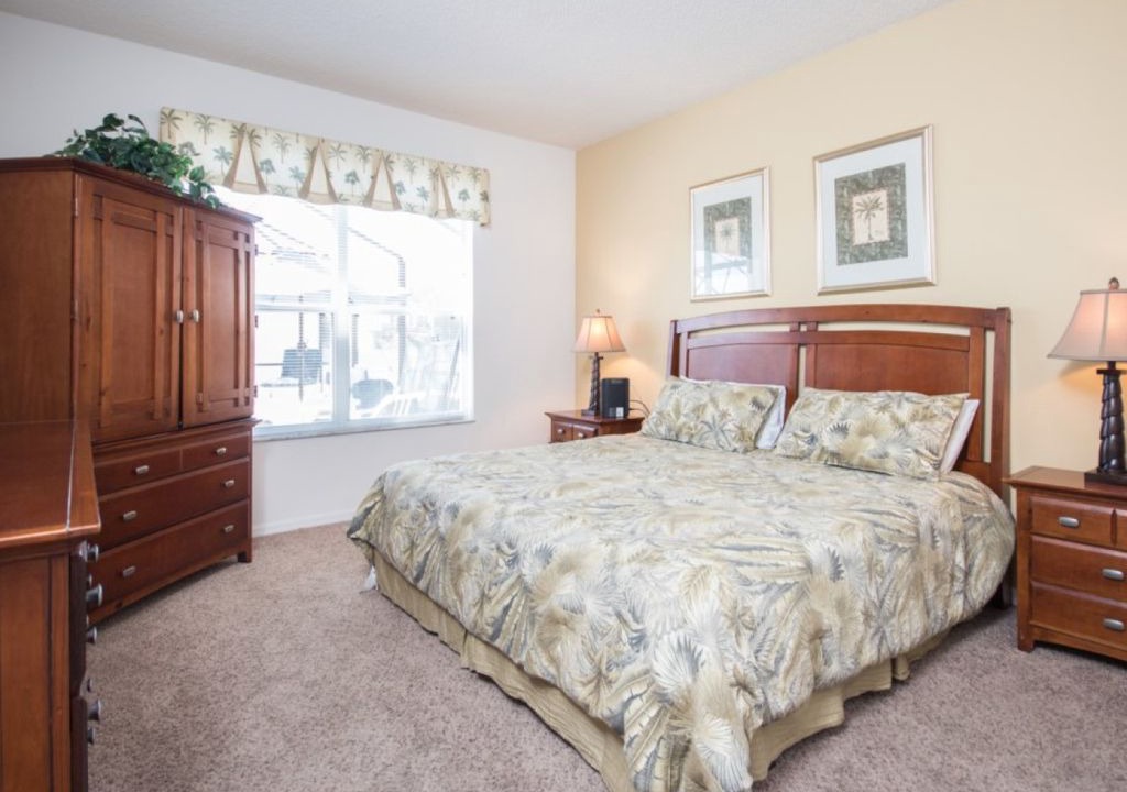Photo of Bedroom in Seasons