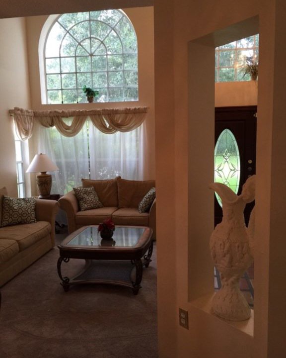 Photo of Livingroom in Doral Woods