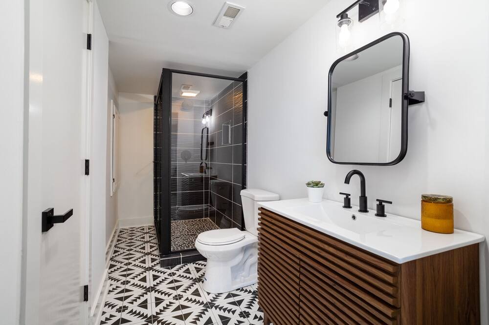 Photo of Bathroom in Chapin