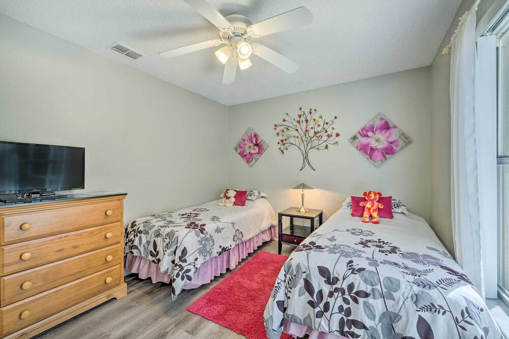 Photo of Bedroom in Creekside