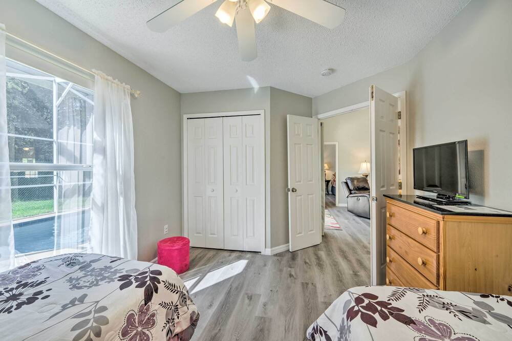 Photo of Bedroom in Creekside