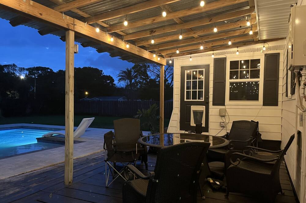 Photo of Outdoor in Riviera Bay