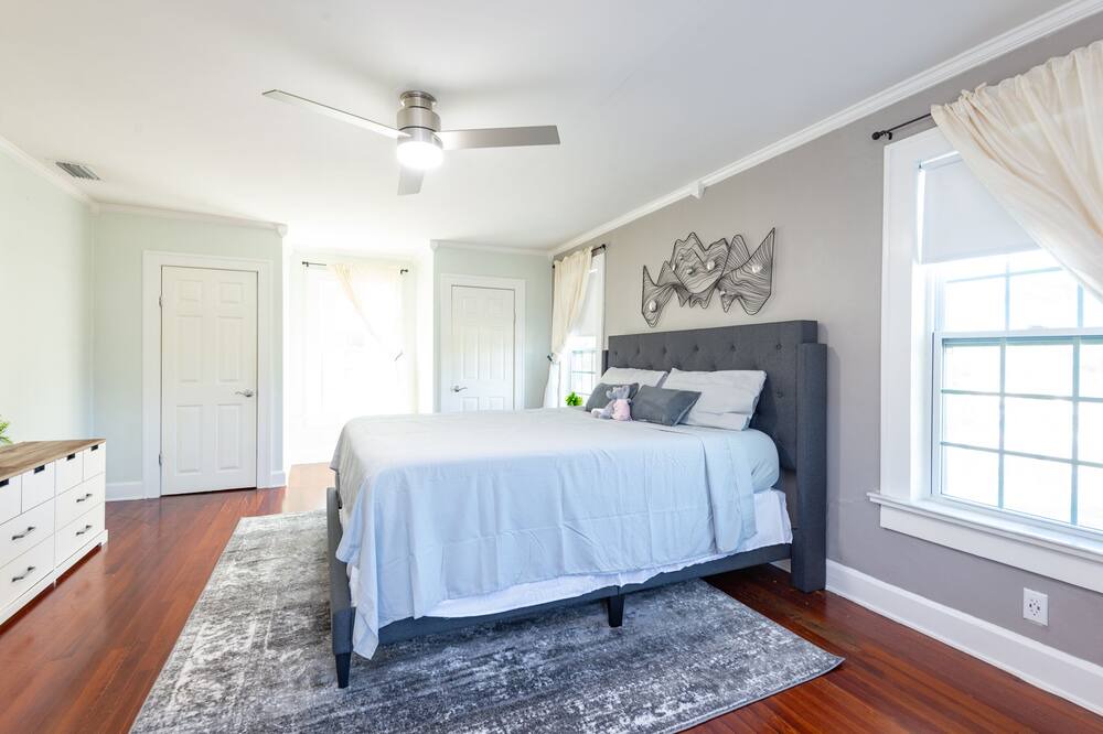 Photo of Bedroom in Riviera Bay