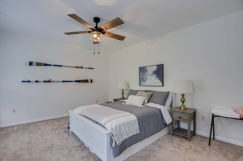 Photo of Bedroom in Houndslake
