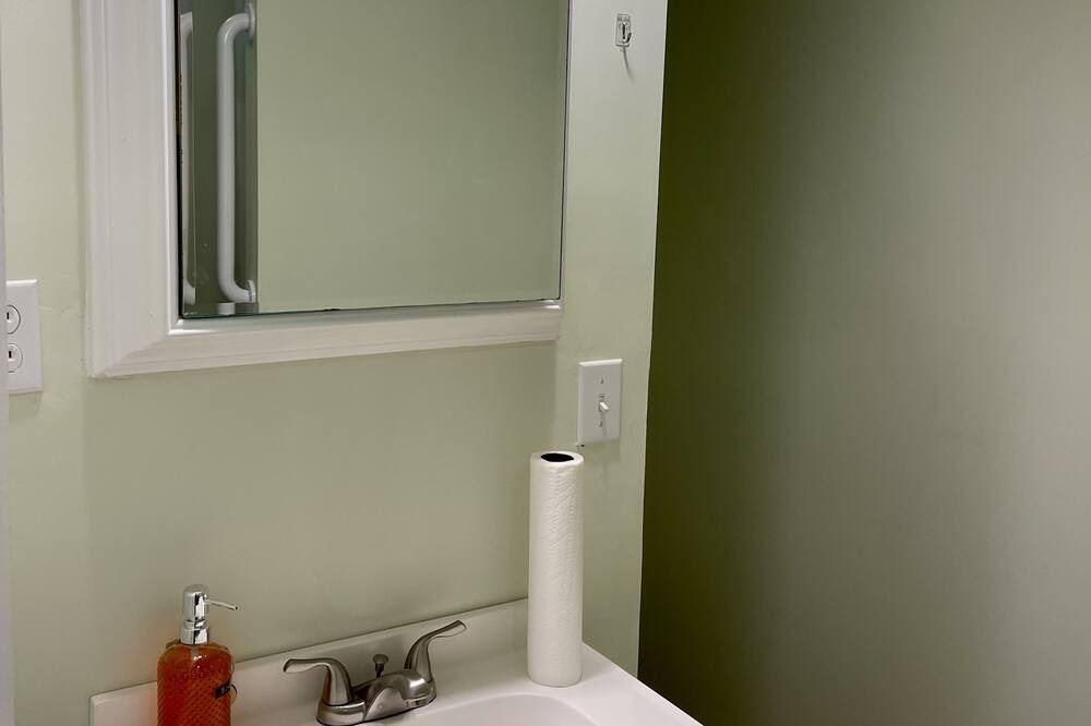 Photo of Bathroom in Orangeburg County