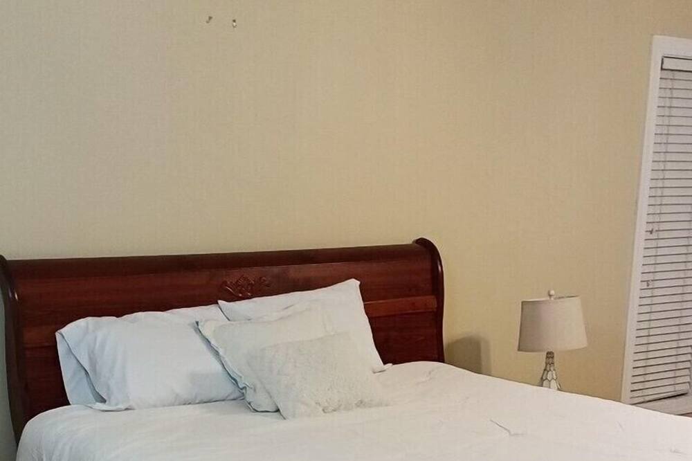 Photo of Bedroom in Orangeburg County