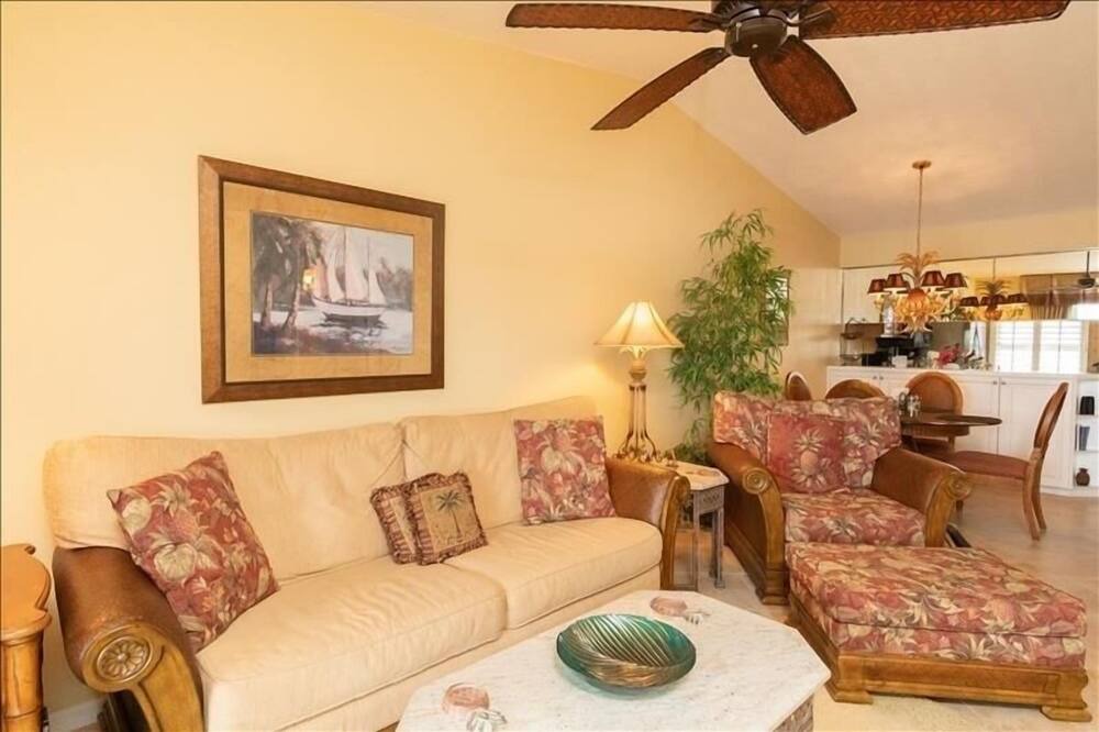 Photo of Others in Hammock Bay