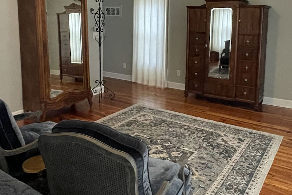 Photo of Bedroom in Aiken