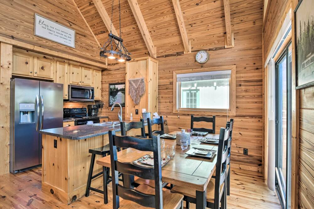 Photo of Kitchen in Seneca