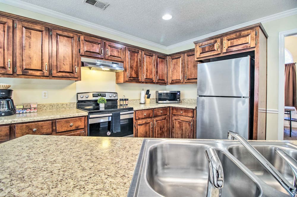 Photo of Kitchen in Hinesville