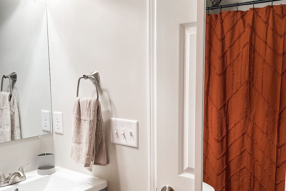 Photo of Bathroom in Clermont