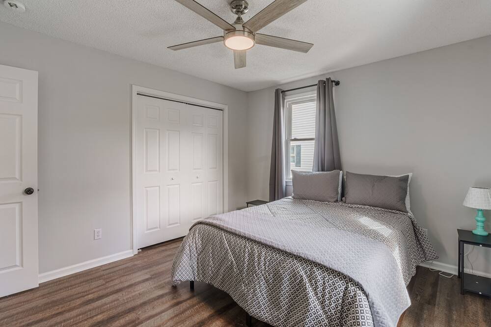 Photo of Bedroom in Cayce