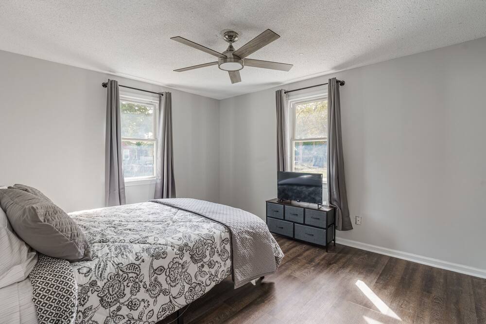 Photo of Bedroom in Cayce