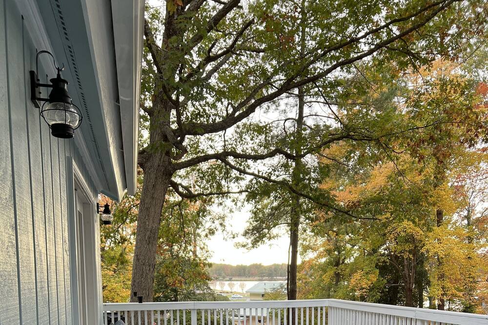 Photo of Outdoor in Olivia