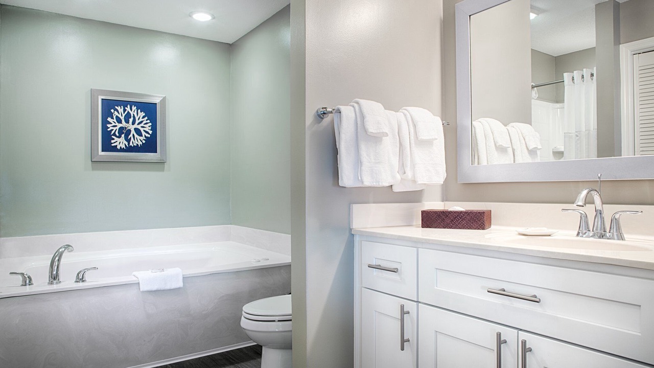 Photo of Bathroom in Ocean Ridge