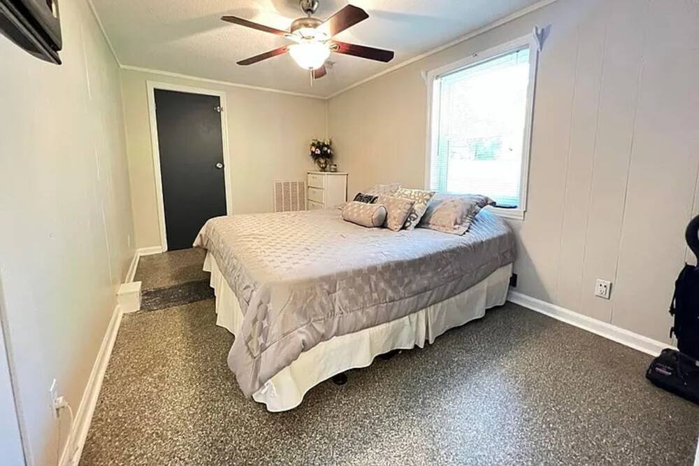 Photo of Bedroom in Inman