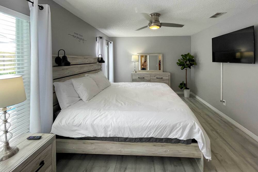 Photo of Bedroom in Indian Point