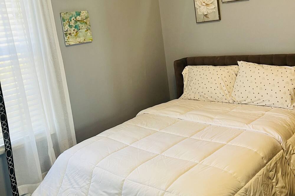Photo of Bedroom in Winder