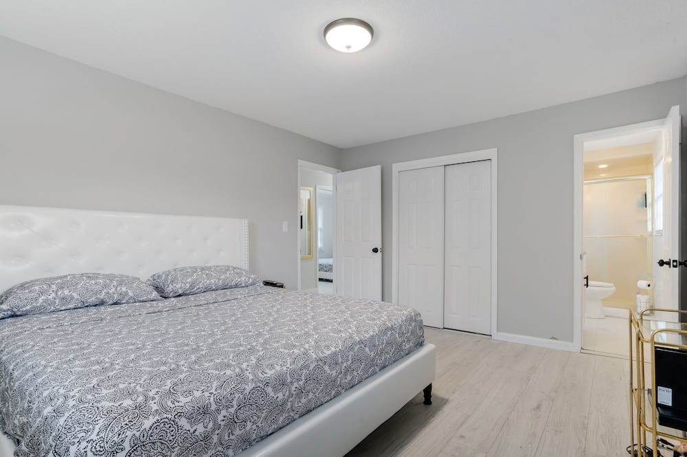 Photo of Bedroom in Duncan