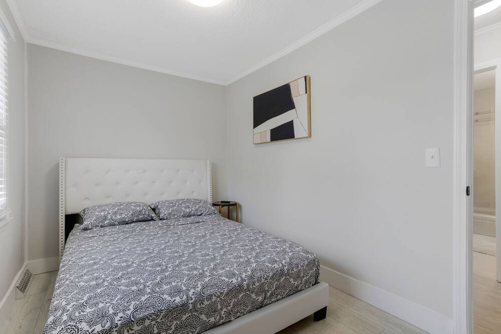 Photo of Bedroom in Duncan