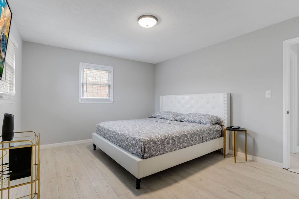 Photo of Bedroom in Duncan
