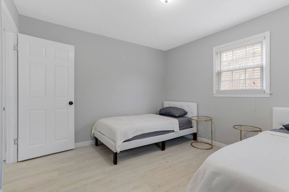 Photo of Bedroom in Duncan