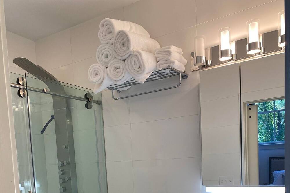 Photo of Bathroom in Habersham