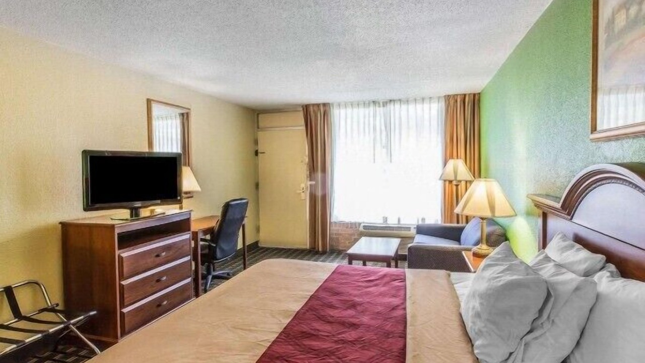 Photo of Bedroom in Douglas