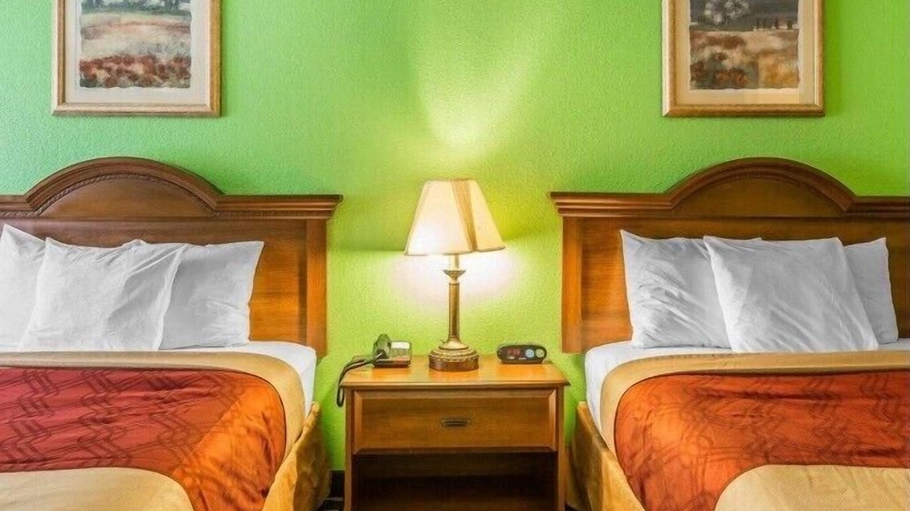 Photo of Bedroom in Douglas