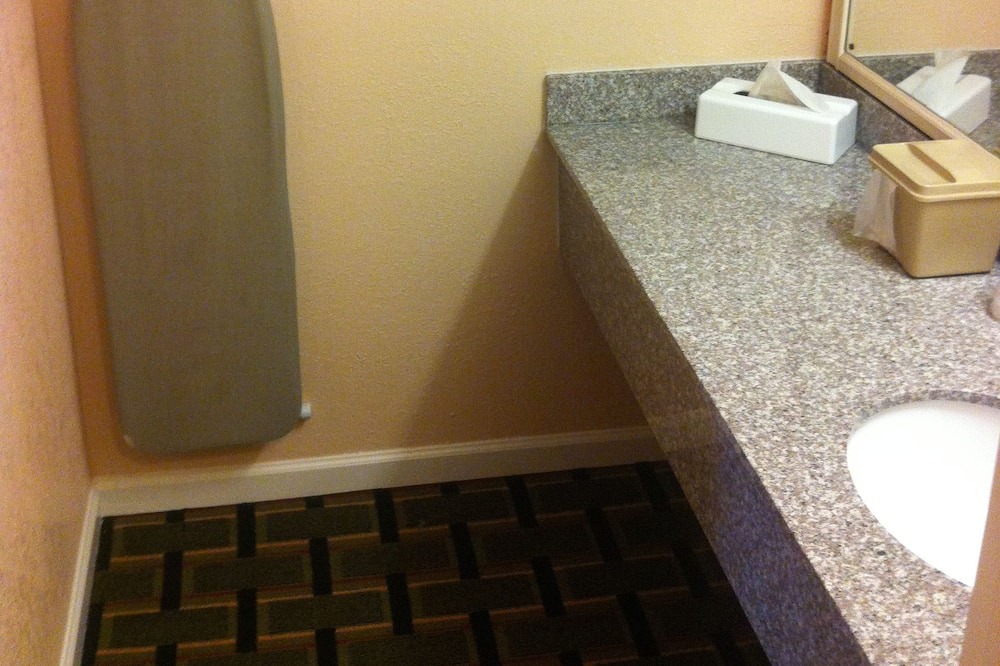 Photo of Bathroom in National Hills