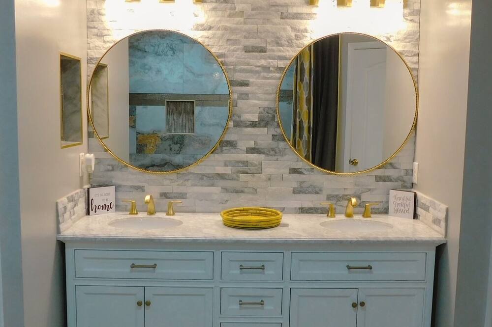 Photo of Bathroom in Westside
