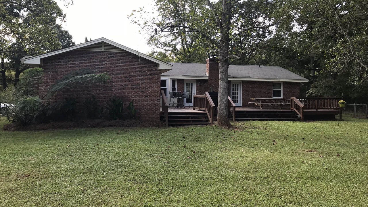 Photo of Outdoor in Chapin
