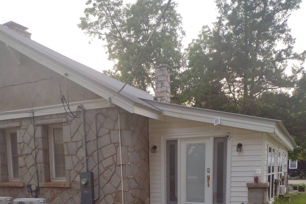Photo of Others in Elberton