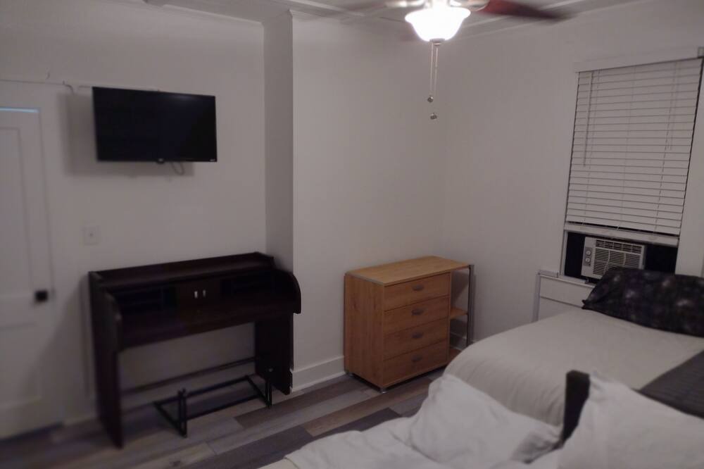 Photo of Bedroom in Elberton