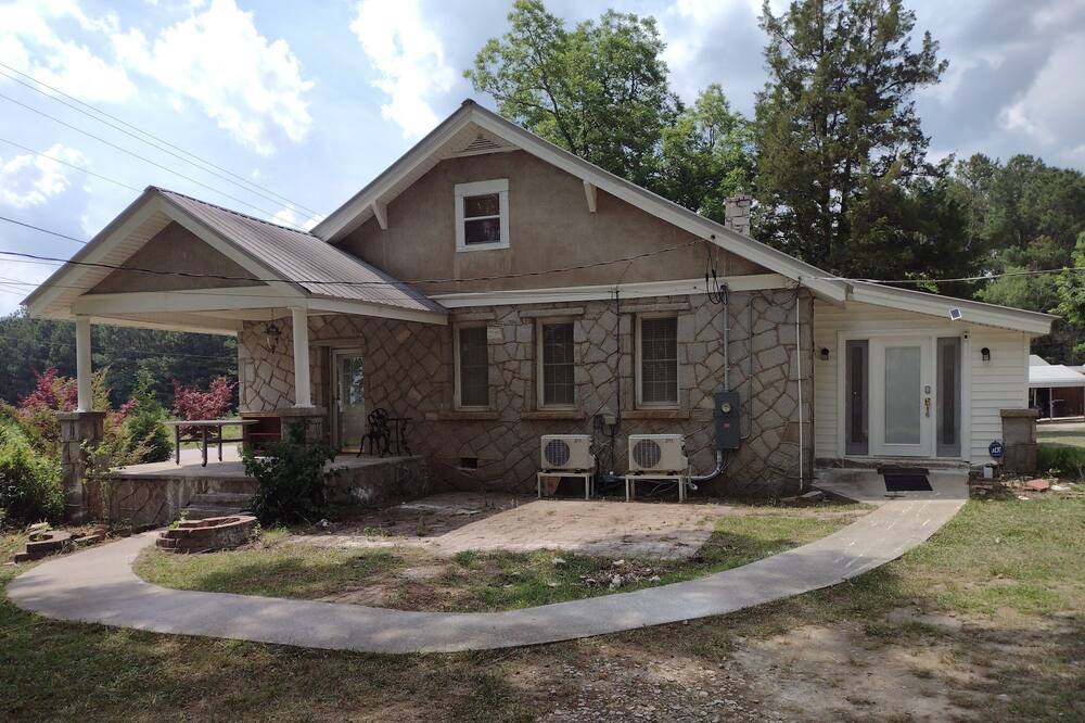 Photo of Outdoor in Elberton