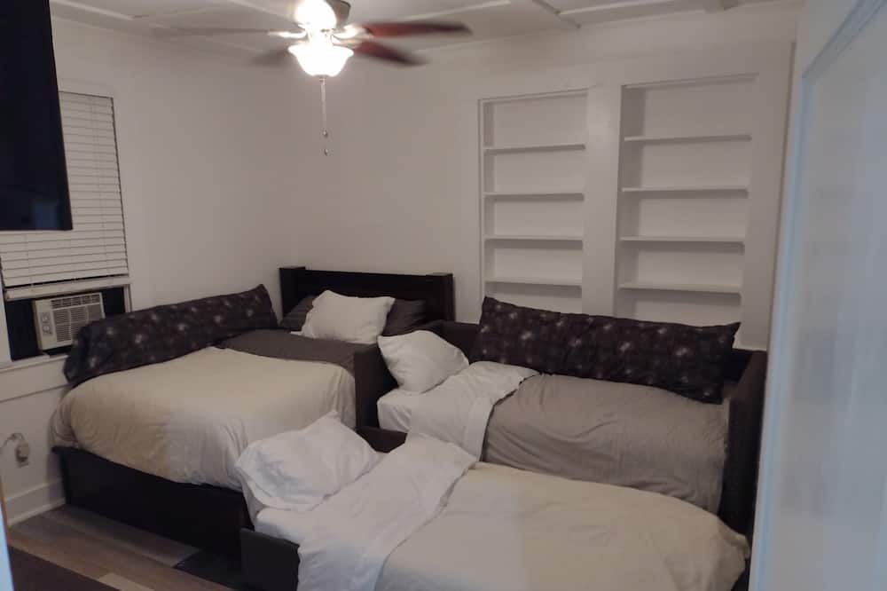 Photo of Bedroom in Elberton