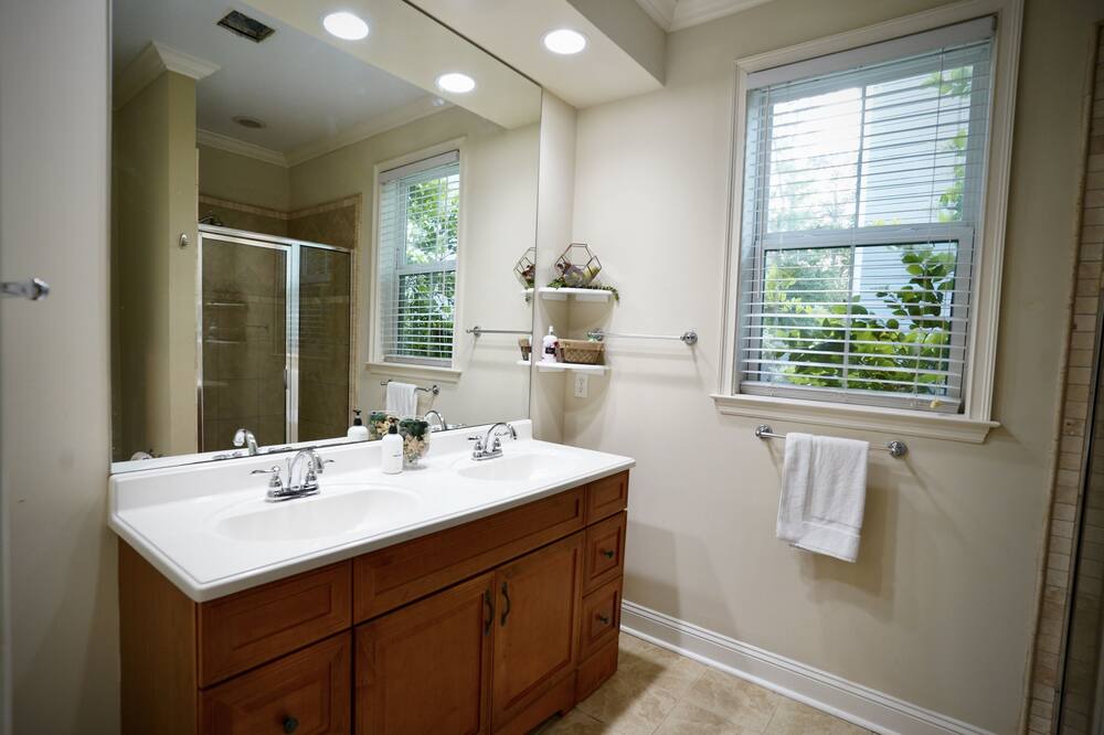 Photo of Bathroom in Burton