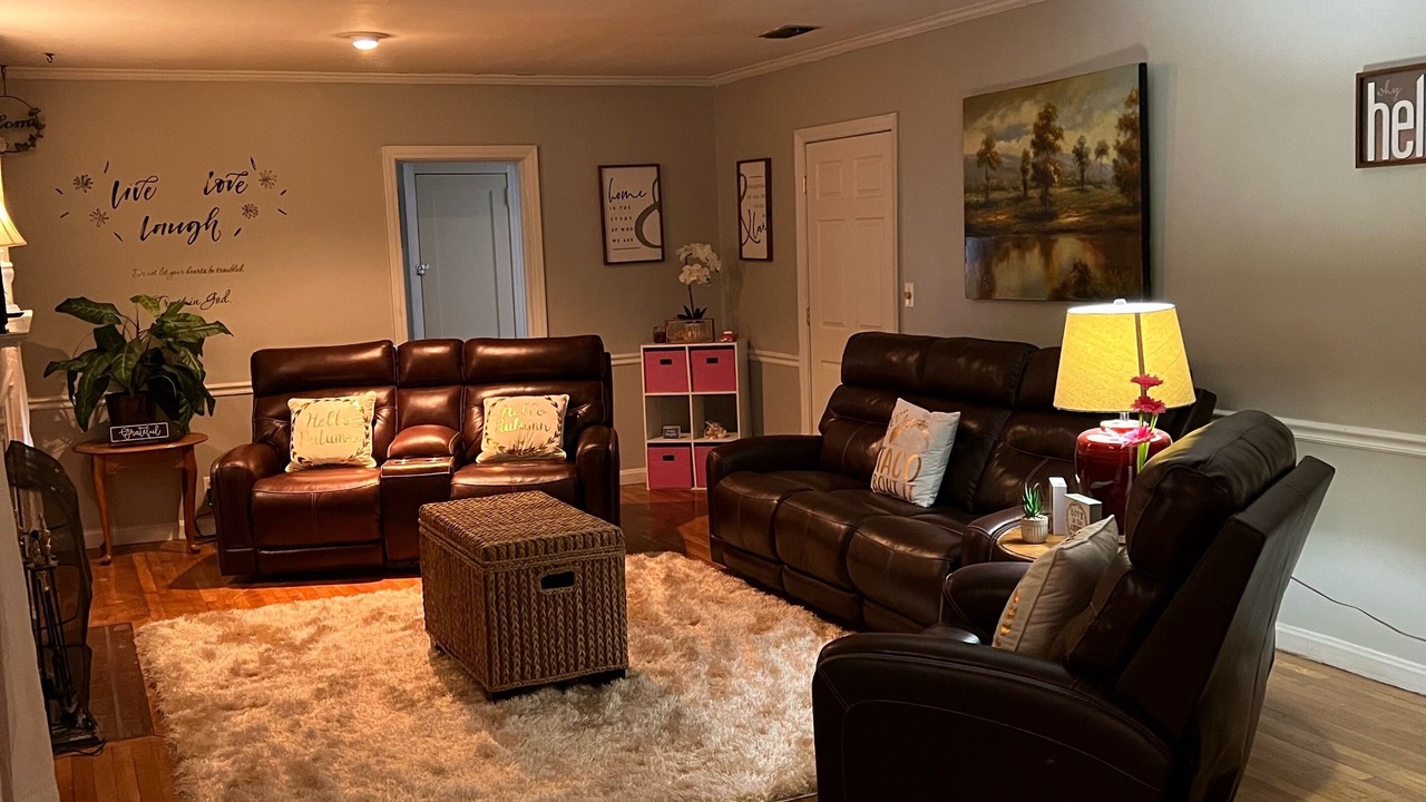 Photo of Livingroom in Waycross